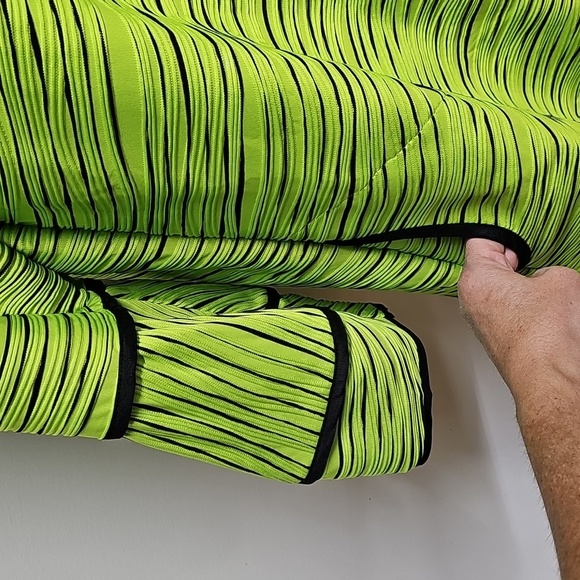 Multiples Neon Green and Black Striped - Picture 3 of 9